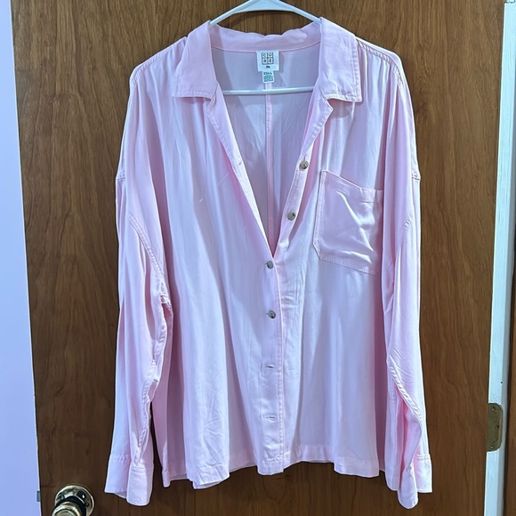 core life Tops - Ladies XL button down pink long sleeve top
